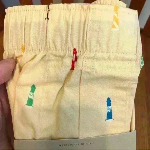 NWT JCrew Lighthouse, Pale Yellow Boxer Shorts, Large - Picture 2 of 3